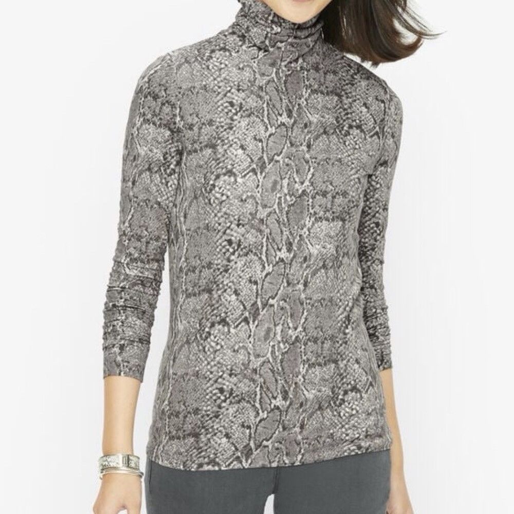 NEW The Talbots Tee Gray Snakeskin Print Long Sleeve Turtleneck Women’s XL